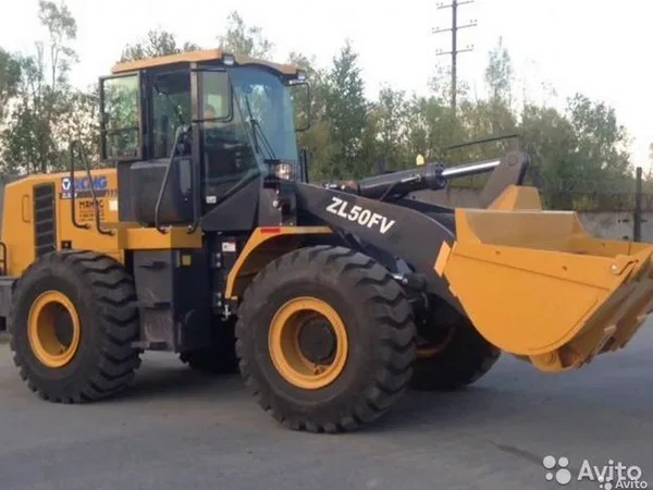 Фронтальный погрузчик XCMG ZL50FV