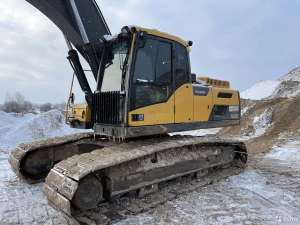 Гусеничный экскаватор Volvo EC250DL