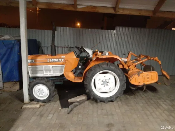 Мини-трактор Kubota L1802DT