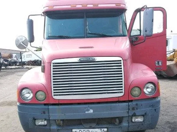 Седельный тягач Freightliner