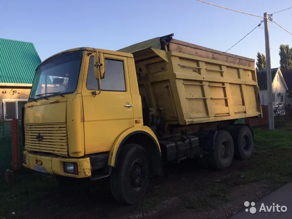 Самосвал МАЗ