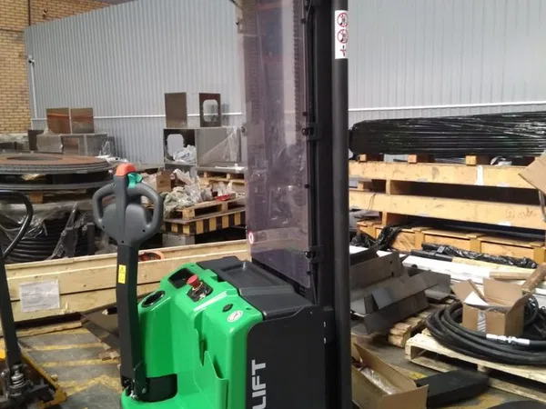 Штабелер Noblelift PS16L