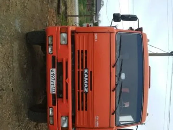 Самосвал КамАЗ 6522