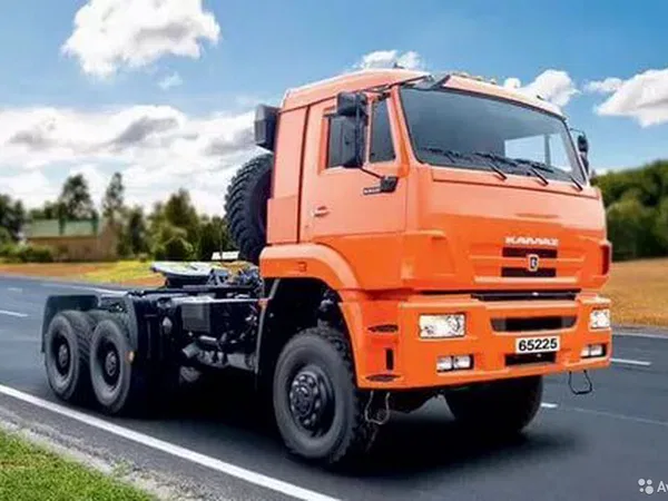 Седельный тягач КамАЗ 65225