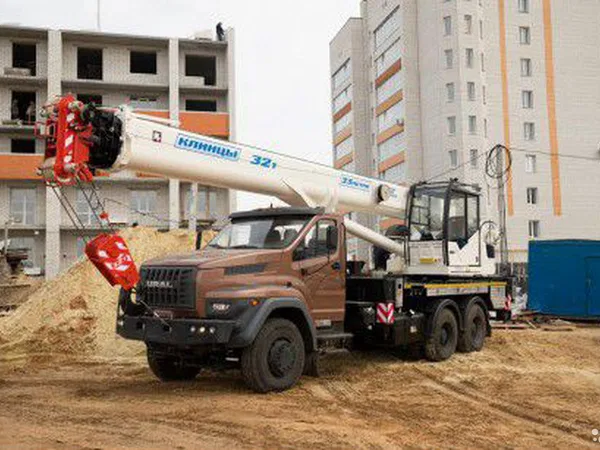 Автокран Клинцы КС-55713-3К-3