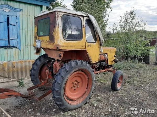 Трактор Т-25