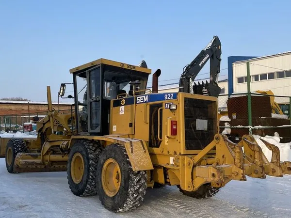 Автогрейдер SEM 922