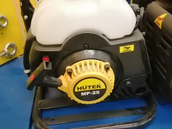 Мотопомпа Huter MP-25