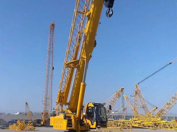 Гусеничный кран XCMG XGC70