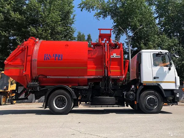 Мусоровоз Коммаш-Мценск КО-449-33 на шасси МАЗ 534025-585-013
