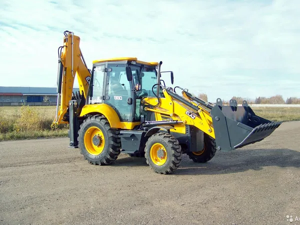 Экскаватор-погрузчик ELAZ BL-880