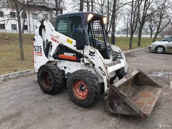 Мини-погрузчик Bobcat S175