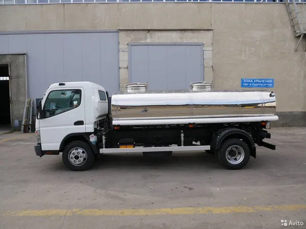 Автоцистерна Mitsubishi Fuso Canter