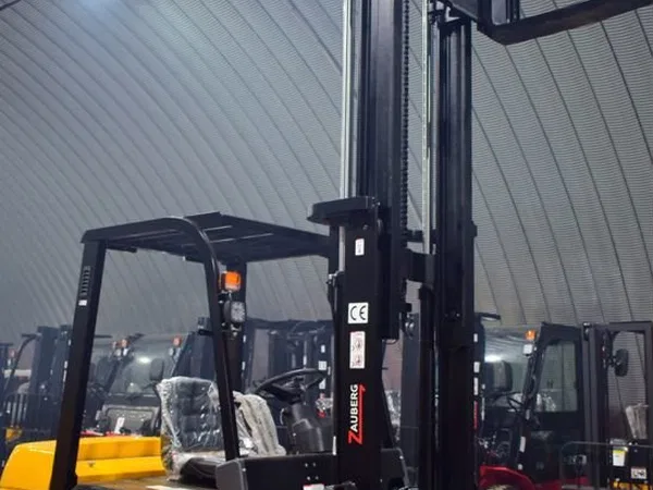 Вилочный погрузчик Zauberg CPCD35-XC5C