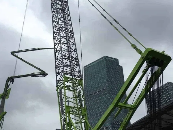Гусеничный кран Zoomlion ZCC850