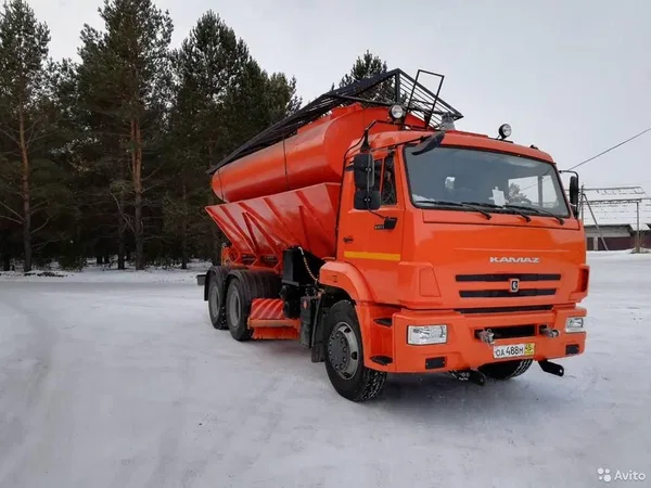 Комбинированная дорожная машина КамАЗ 65115 «Зима-Лето»