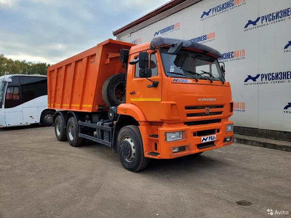 Самосвал КамАЗ 6520-43