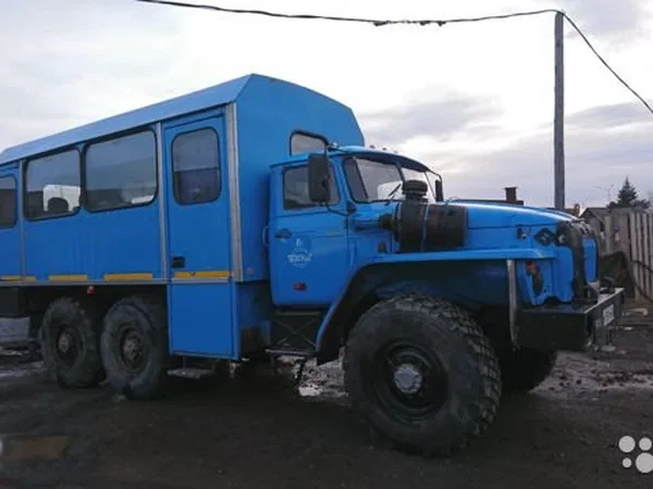 Вахтовый автобус УРАЛ