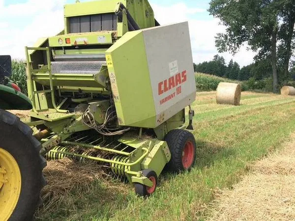 Пресс-подборщик Claas Variant 180