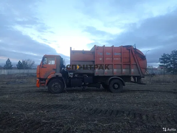 Мусоровоз РАРЗ МКМ-4605 на шасси КамАЗ 53605-62