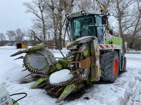 Кормоуборочный комбайн Claas Jaguar 850