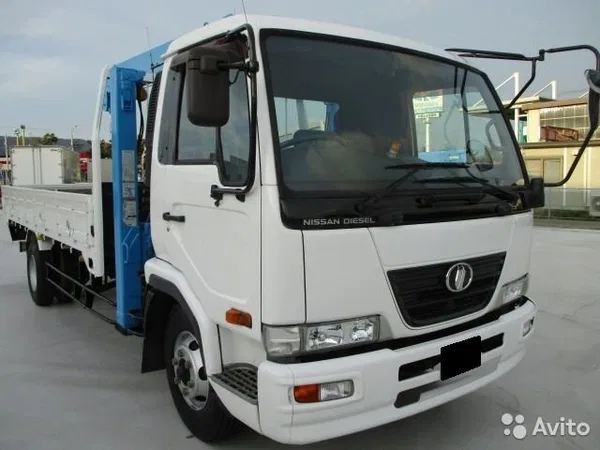 Бортовой грузовик с КМУ Nissan Condor с КМУ Tadano 363SL