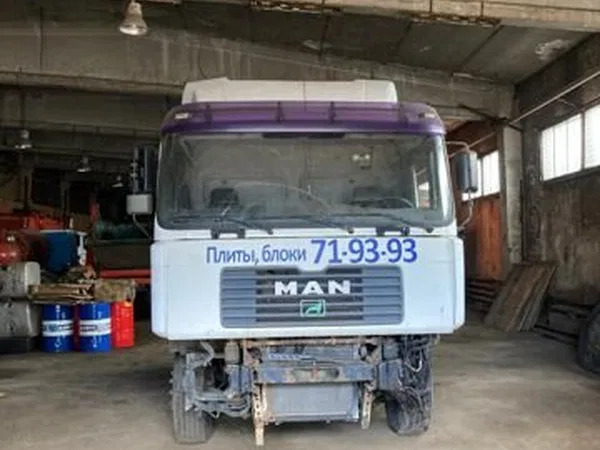 Седельный тягач MAN F2000
