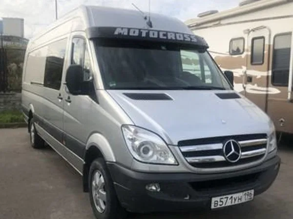 Цельнометаллический фургон Mercedes-Benz Sprinter 319