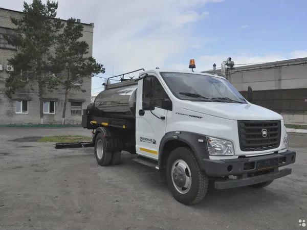 Автогудронатор ЗДТ «Регион 45» АС-C41R