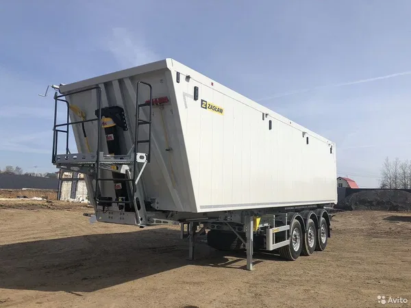 Самосвальный полуприцеп Zaslaw D653