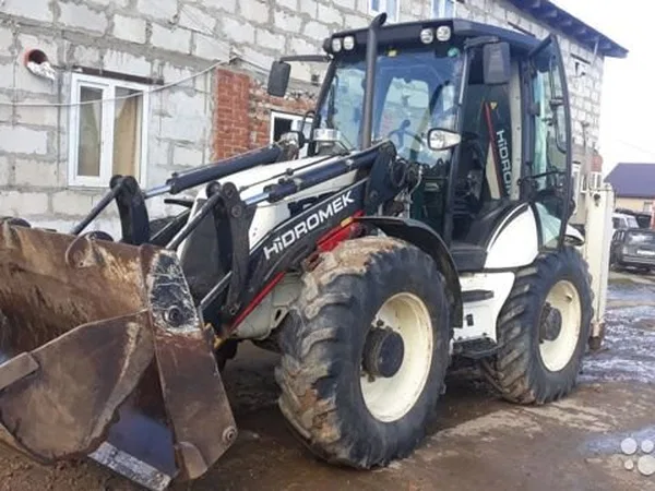 Экскаватор-погрузчик Hidromek