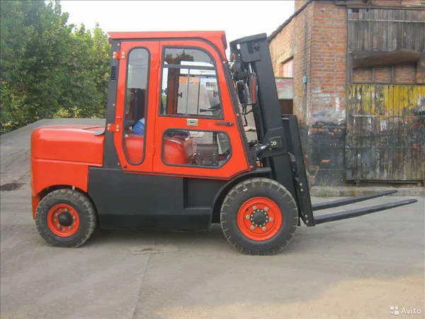 Вилочный погрузчик Dalian CPCD50AD