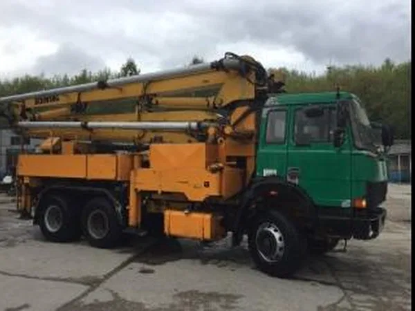 Автобетононасос Schwing 32 метра