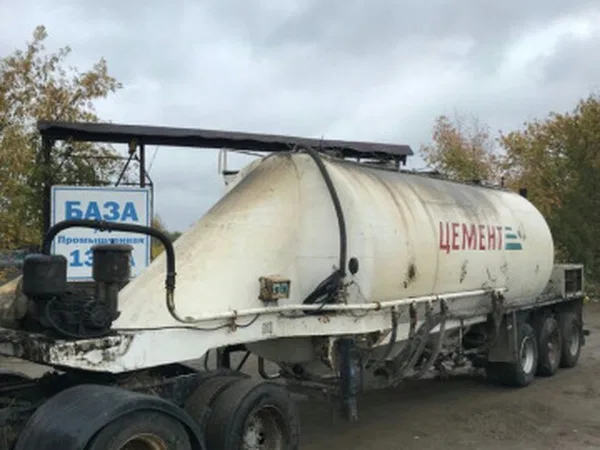 Полуприцеп цементовоз