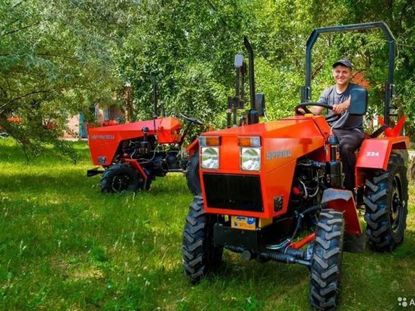 Мини-трактор Уралец 224Б (4х4)