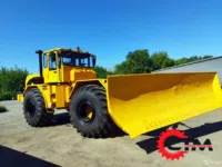 Колесный бульдозер Кировец ДМ-15