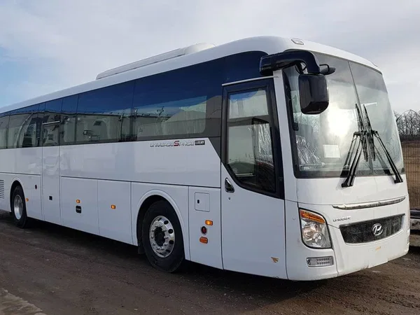 Автобус Hyundai Universe (туристический)