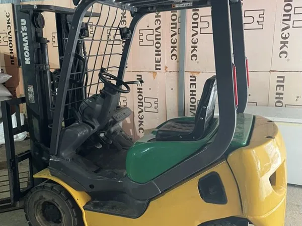 Вилочный погрузчик Komatsu FD15T-20