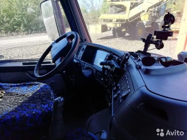 Самосвал Volvo
