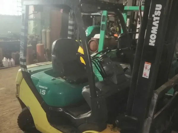 Вилочный погрузчик Komatsu FD18T-21