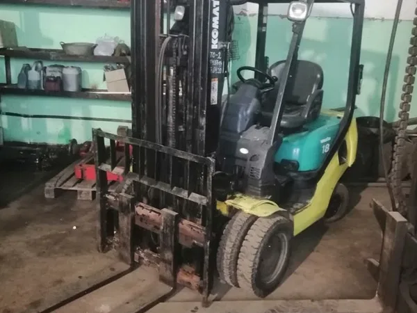 Вилочный погрузчик Komatsu FD18T-20