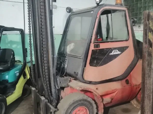 Вилочный погрузчик Linde E15