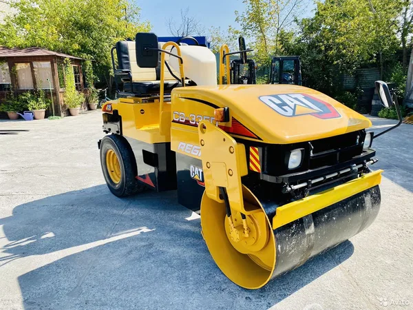 Комбинированный каток Caterpillar CB335E