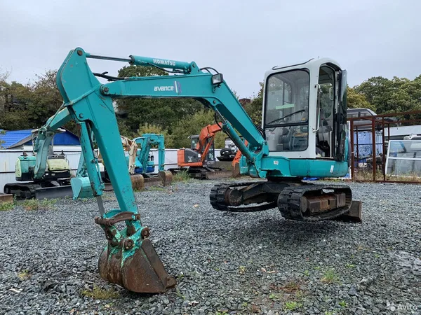 Мини-экскаватор Komatsu PC25