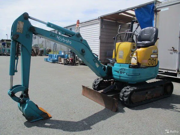 Мини-экскаватор Kubota U10