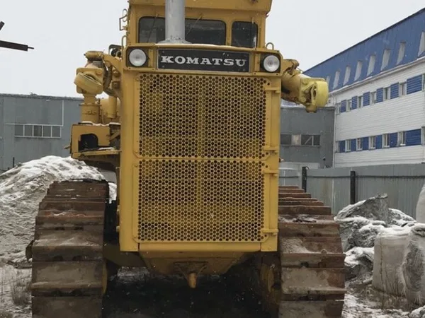 Гусеничный бульдозер Komatsu D355A-3