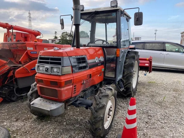Трактор Kubota GL46