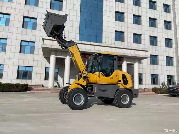 Телескопический погрузчик Redstar TL2500