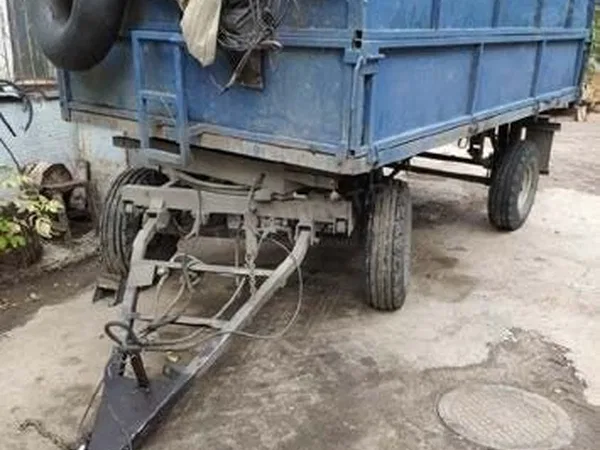 Тракторный прицеп 2ПТС-4,5