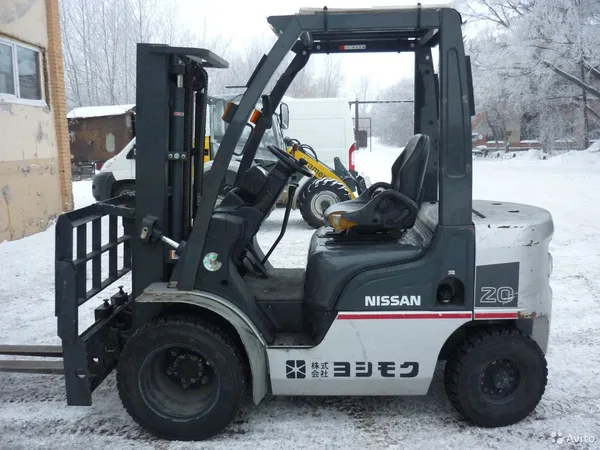 Вилочный погрузчик Nissan 1F1A18U